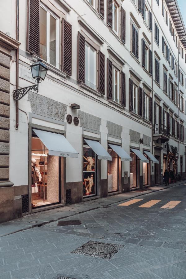 Tornabuoni Place Firenze Bagian luar foto